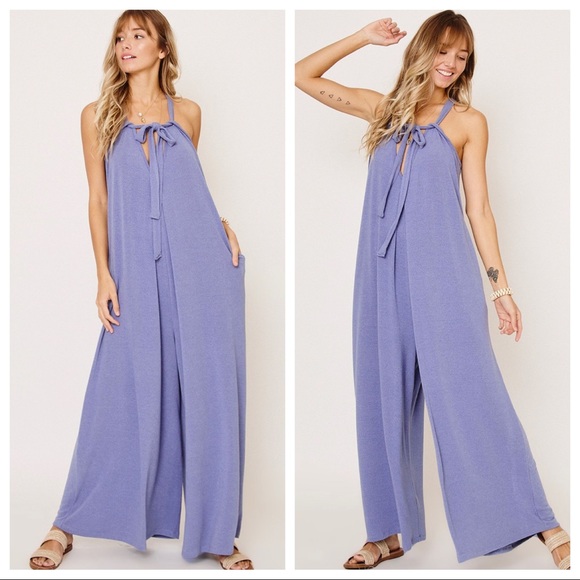 12 ✨Most Fabulous Tie Shoulder Jumpsuit - Picture 3 of 4